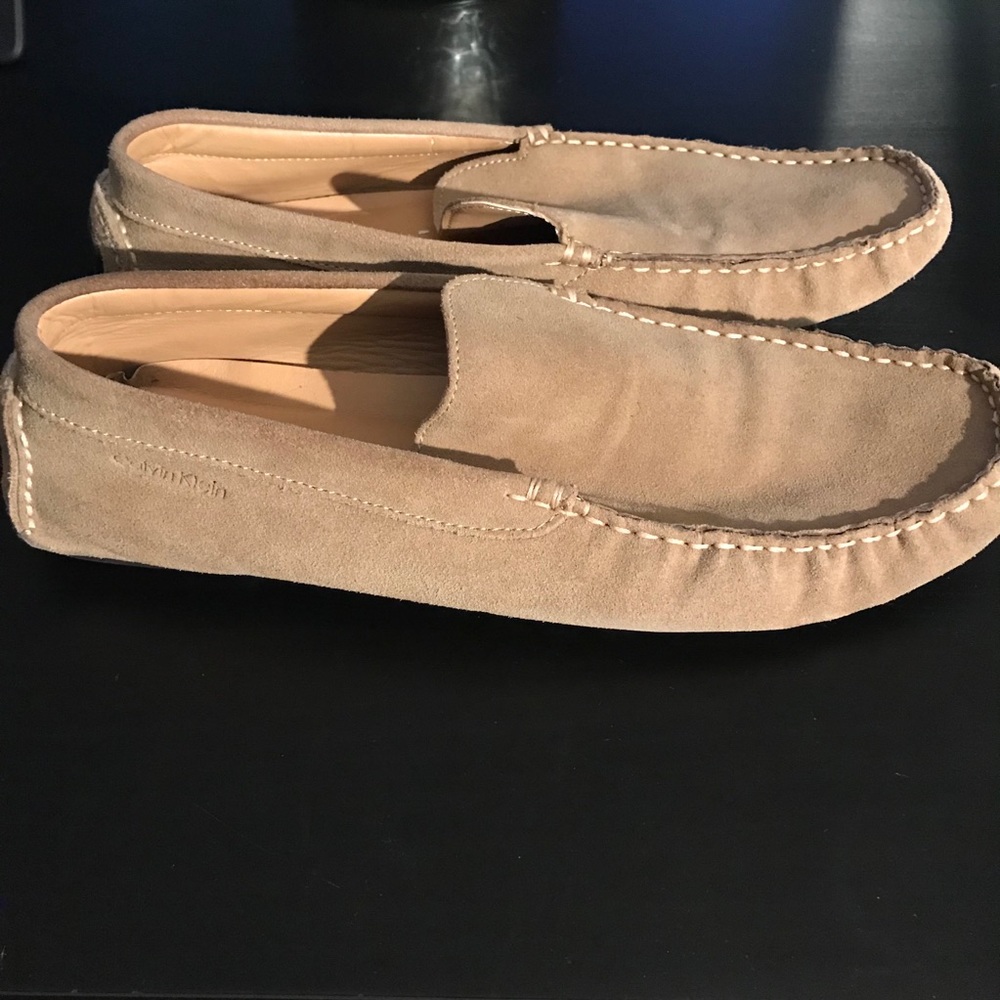 Calvin Klein suede tan loafers